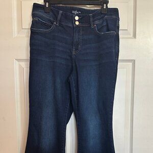 MAURICES Everflex mid-rise wide flare denim jeans 14 Short